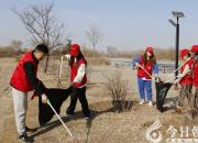 朝陽市財(cái)經(jīng)學(xué)校組織開展學(xué)雷鋒系列活動